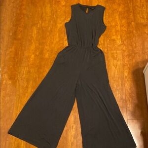 Elegant Black Sleeveless Jumpsuit
